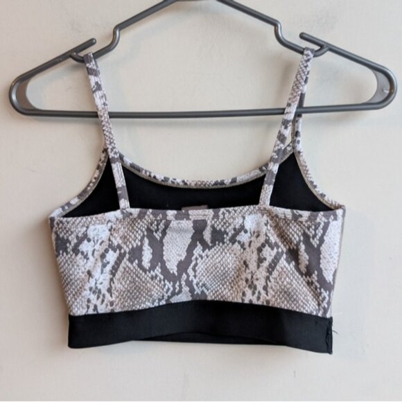 Artizia TNA snake print Sports Bra - Picture 3 of 6